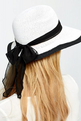 Bow Back Contrast Hat